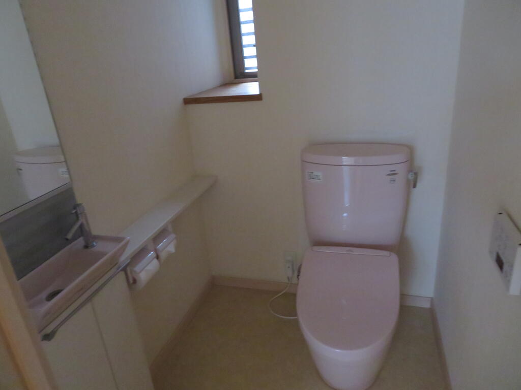 アドワーク本社ビルのトイレ写真