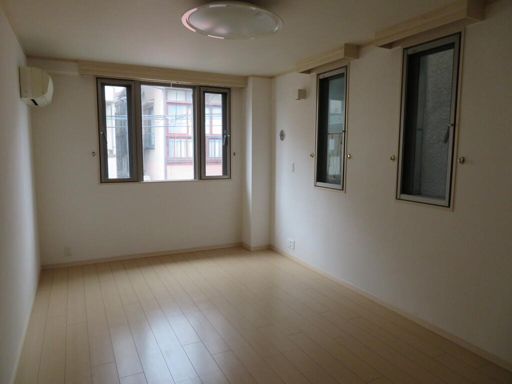アドワーク本社ビルの内装写真