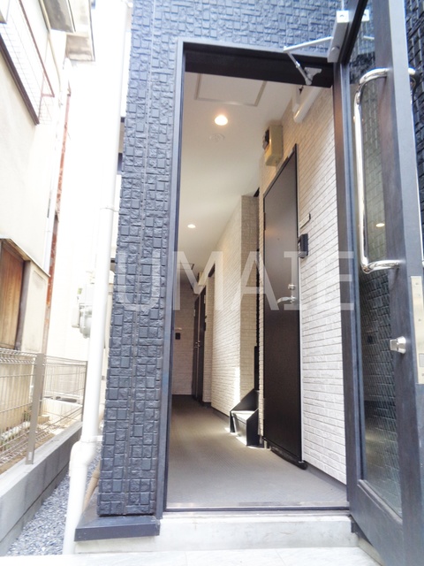 ロビー　建物入り口です！