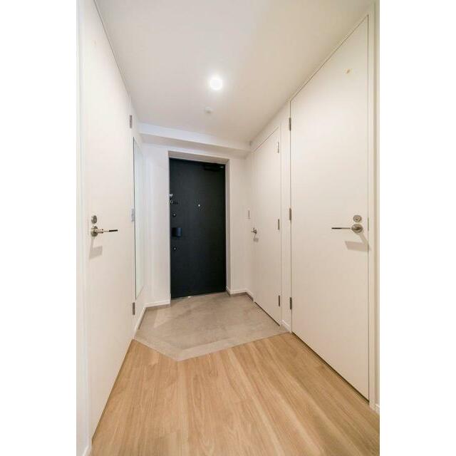 玄関　※写真は同タイプ住戸です。