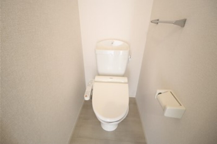 トイレ　落ち着いたトイレです
