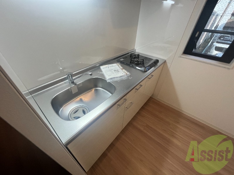 キッチン　モデルルームの写真になります