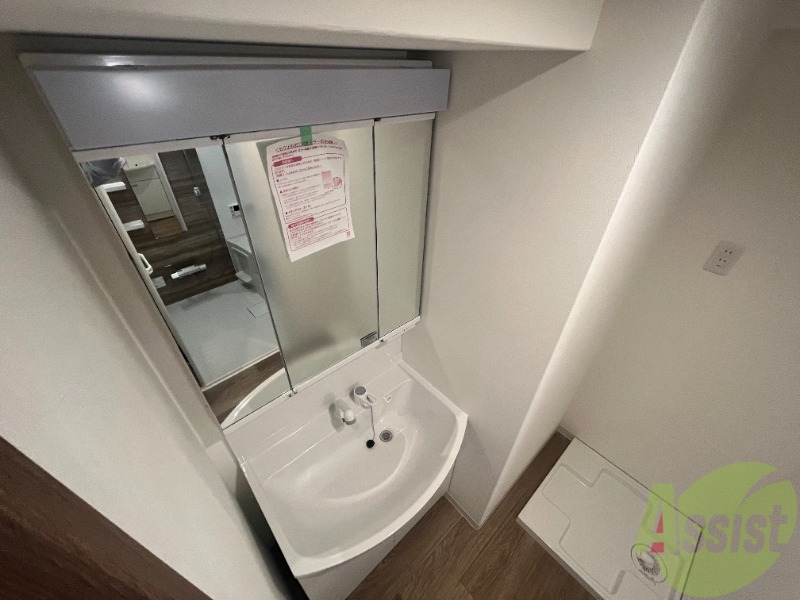 洗面設備　モデルルームの写真になります