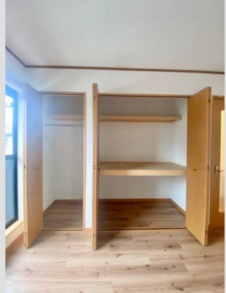 収納　室内写真は別部屋の写真です。