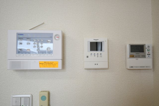 セキュリティ　モニタ付インターホンです。