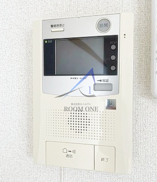 セキュリティ　モニター付きインターホンです。