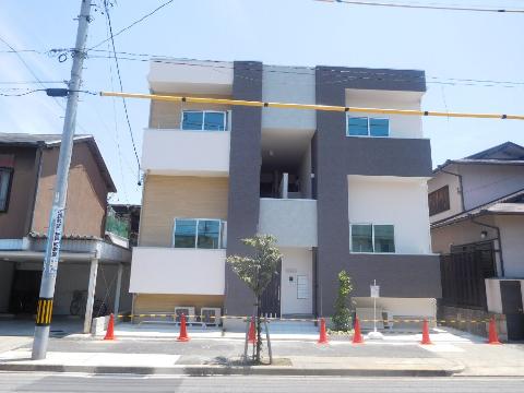 建物外観　外観写真（昼）