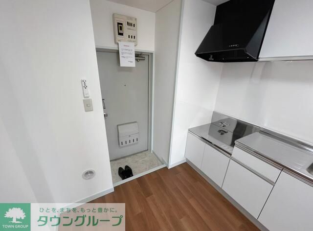 玄関　※別部屋参考写真