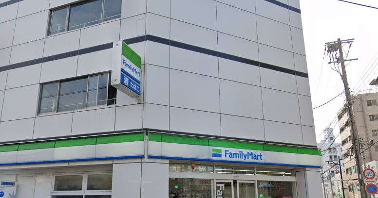 コンビニ　ファミリーマート柳筋北店（コンビニ）まで48m