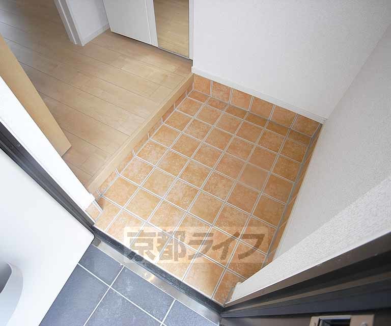 玄関　明るい玄関ですね。