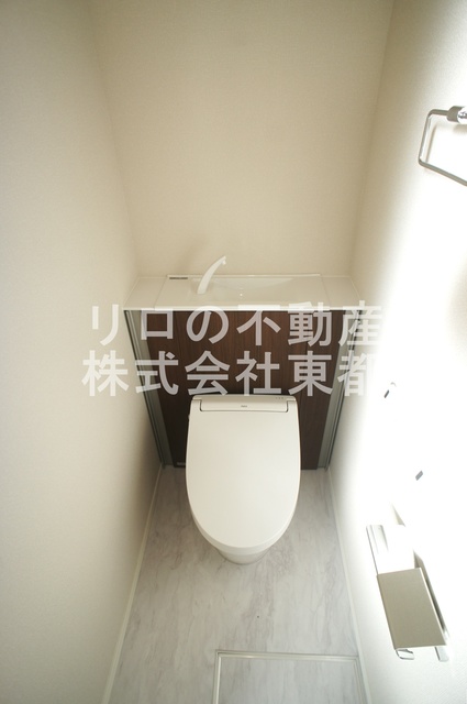 トイレ　洗浄・暖房便座付です！