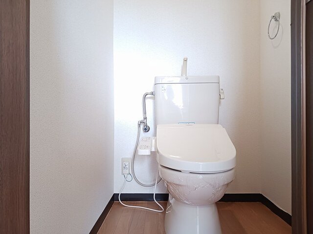 トイレ　ゆったりとした空間のトイレです