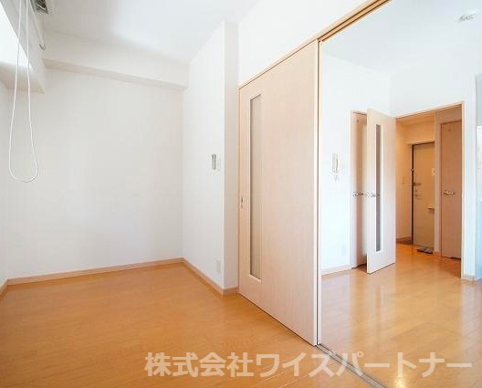 居室・リビング　※別部屋写真　現況優先