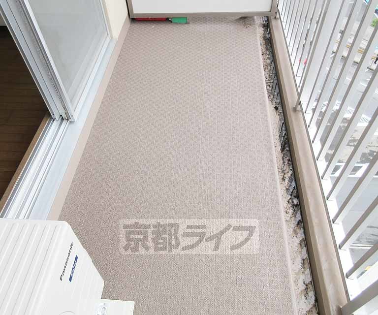 バルコニー　広いバルコニー・