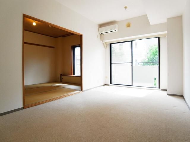 居室・リビング　※別部屋参考写真