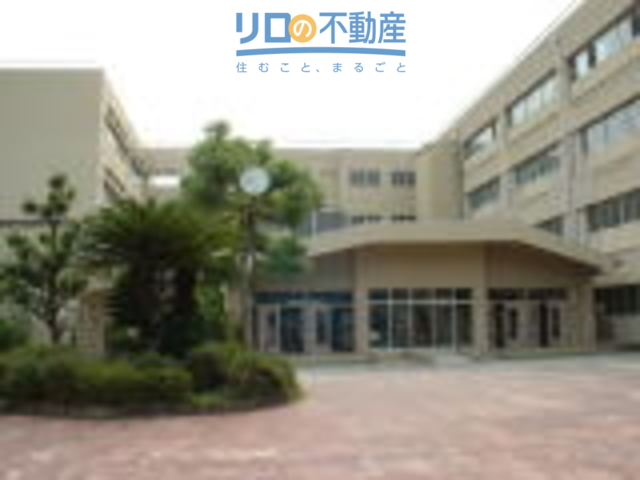 小学校　伊丹市立有岡小学校（小学校）まで579m