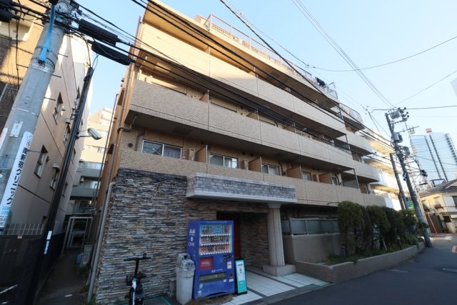 建物外観　外観は落ち着いています