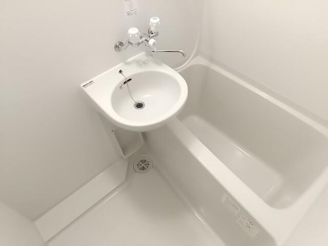 バス・シャワールーム　日々の疲れを癒すお風呂付です