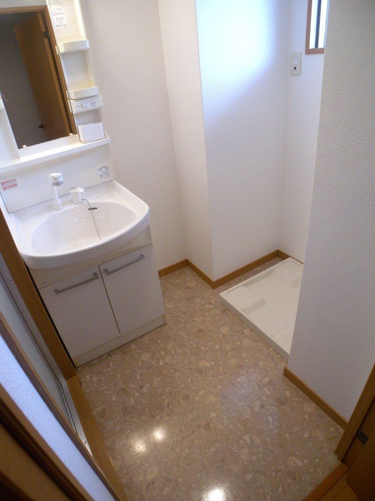 洗面設備　※代表タイプの写真のため実際と異なる場合がございます