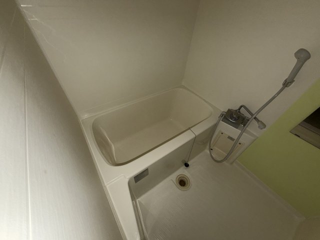 バス・シャワールーム　日々の暮らしに欠かせないお風呂です