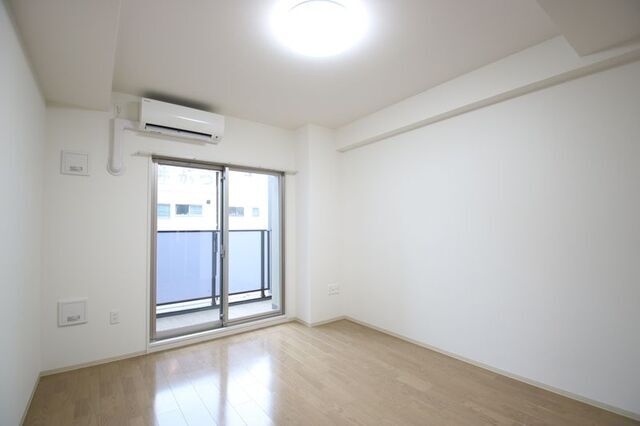 居室・リビング　※違う階のお部屋の参考写真です。
