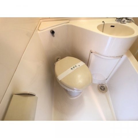 トイレ　別部屋参照