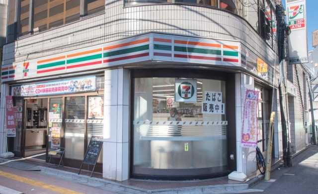 コンビニ　セブンイレブン　高田馬場３丁目店（コンビニ）まで62m
