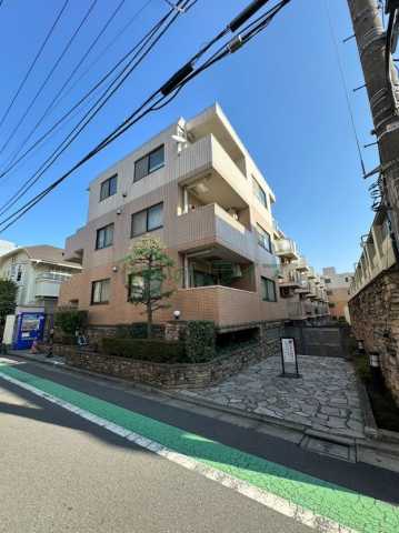 建物外観　ルート四谷三丁目