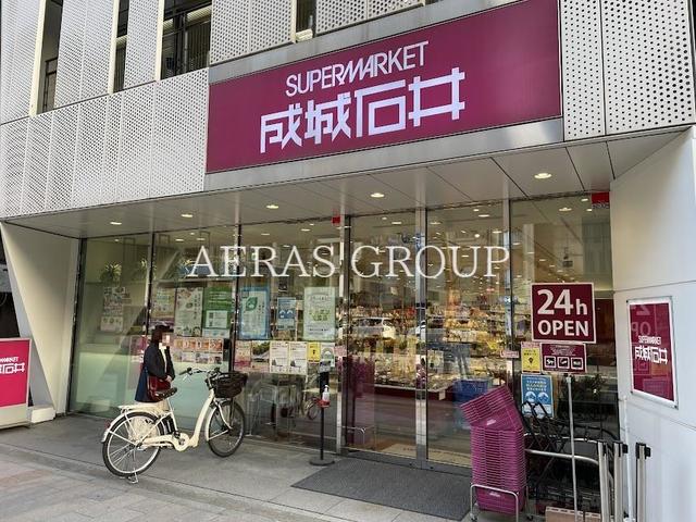 スーパー　成城石井 神保町店（スーパー）まで198m
