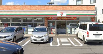 コンビニ　セブンイレブン 世田谷中町3丁目店（コンビニ）まで109m