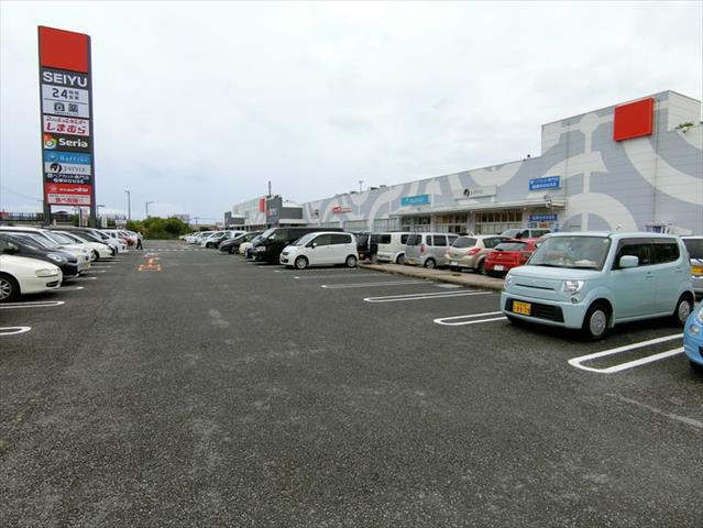 スーパー　西友沼津店（スーパー）まで658m