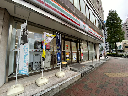 コンビニ　セブンイレブン 名古屋東別院駅南店（コンビニ）まで213m