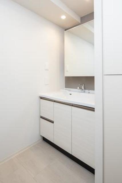 洗面設備　※写真は同タイプ住戸です。