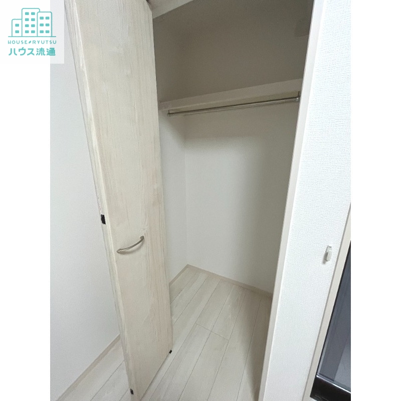 収納　※写真は別号室です。