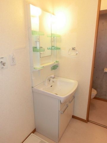 洗面設備　※同建物のタイプ間取り　別室設備施工例　現況優先