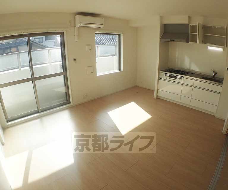 居室・リビング　とても綺麗なお部屋です。