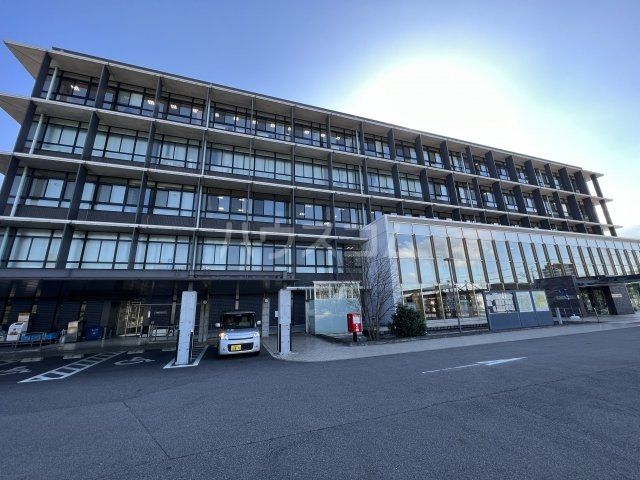 役所　半田市役所（役所）まで1168m