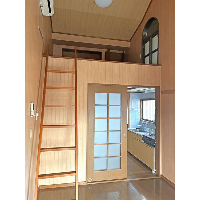 その他部屋・スペース　洋室約６帖　ロフト付き