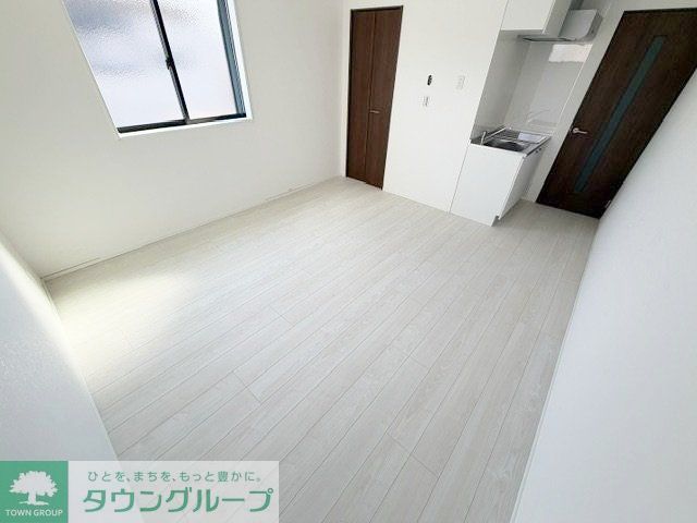 Trazzo鶴見の居間写真