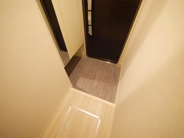 玄関　シンプルで使いやすい玄関です