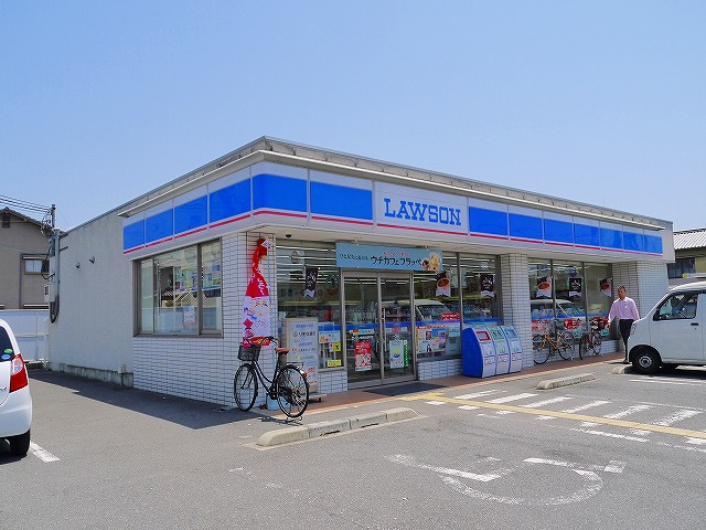 コンビニ　ローソン　奈良法蓮町東店（コンビニ）まで588m