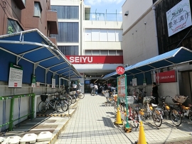スーパー　西友 下高井戸店（スーパー）まで469m