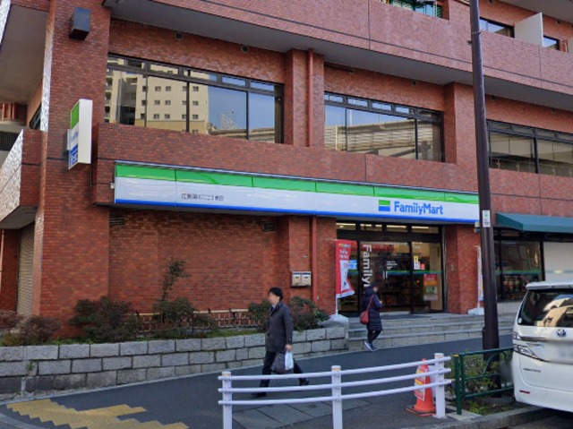 コンビニ　ファミリーマート江東深川二丁目店（コンビニ）まで80m