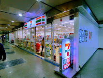 コンビニ　セブンイレブン TCAT2階店（コンビニ）まで499m