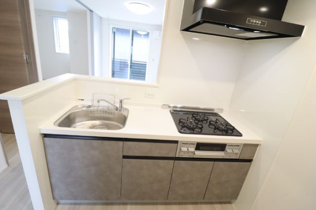 residence歌川町 A棟のキッチン写真