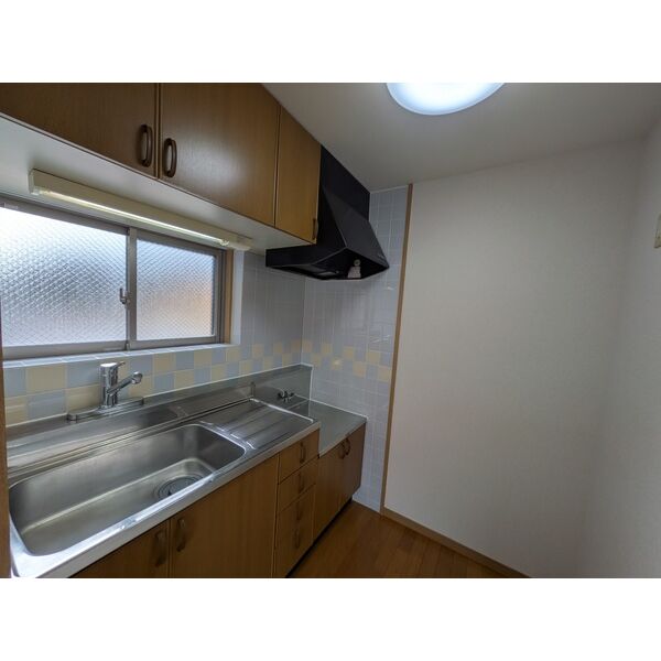 キッチン　同建物の写真です
