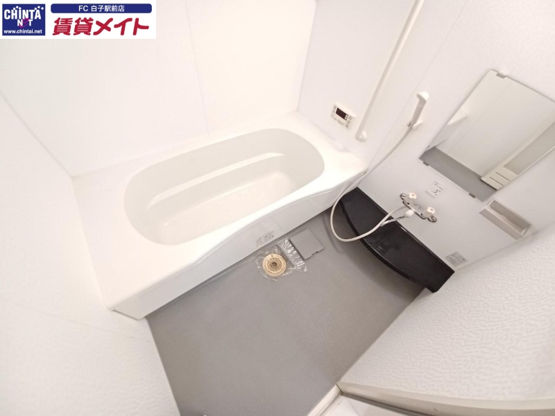 バス・シャワールーム　別部屋参考写真です