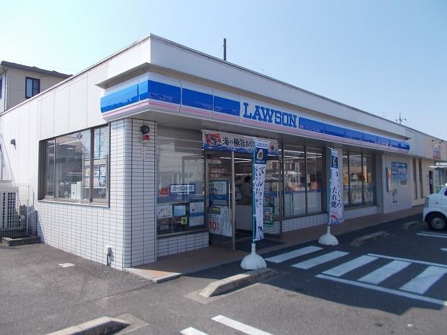 コンビニ　ローソン名張鴻之台３番町店（コンビニ）まで200m