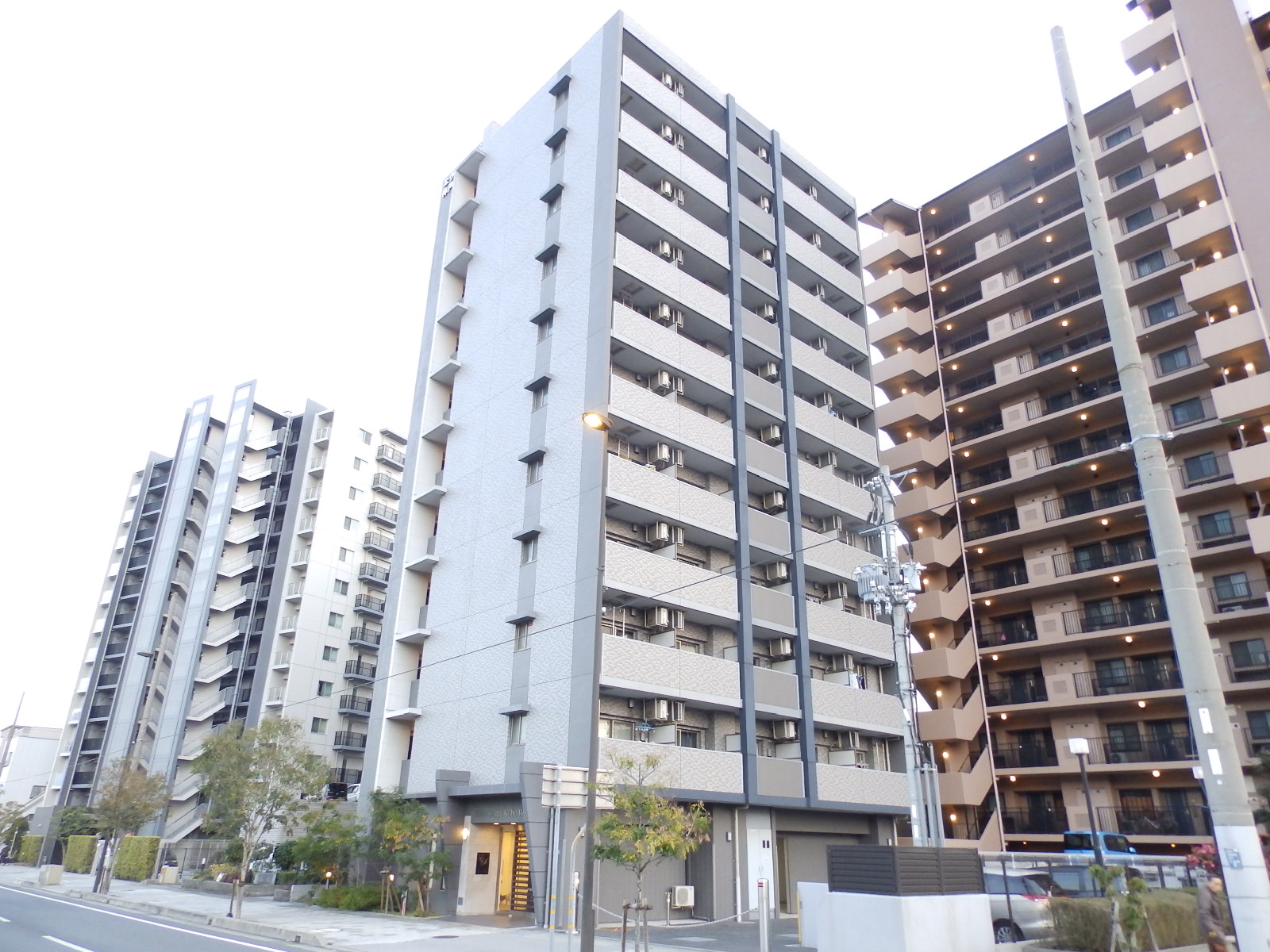 建物外観　高層マンション