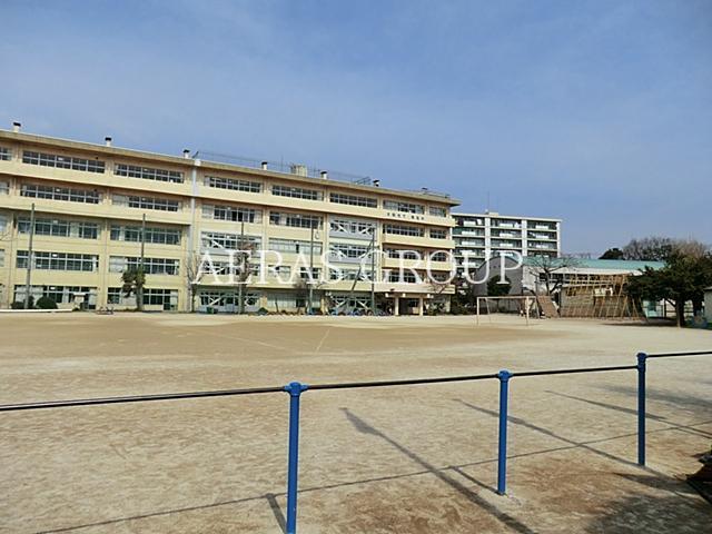小学校　松戸市立梨香台小学校（小学校）まで1052m